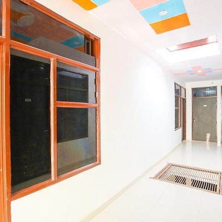 Hotel Oyo Flagship 62980 Shiva Residency Garhi Harsaru Exterior foto